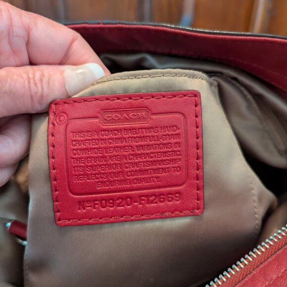 Coach  Zoe Hobo Red Leather Shoulder Bag - Picture 9 of 12